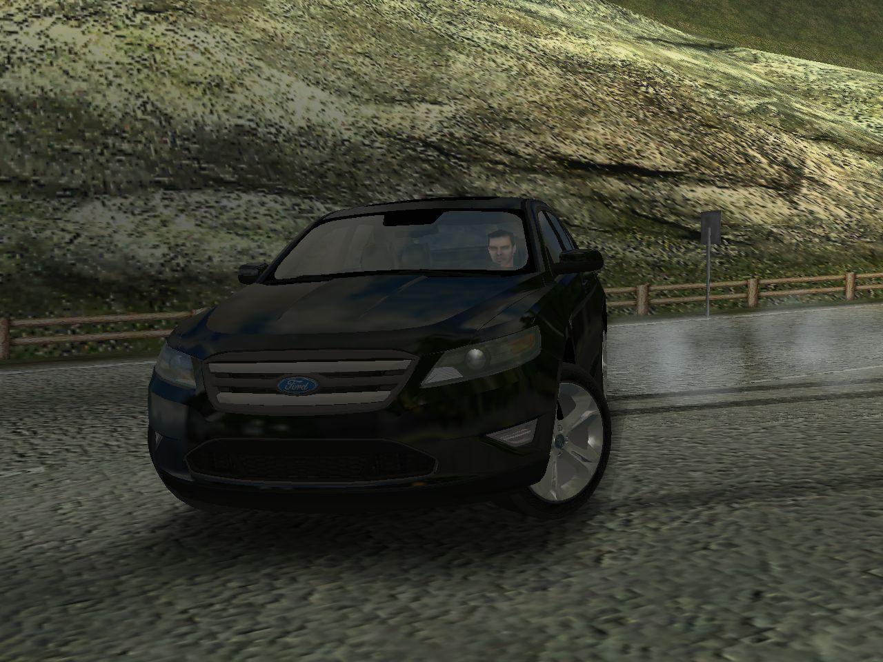 Ford Taurus SHO (2010)