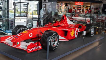 Formula 1 engine sound Formula 1 engine sound