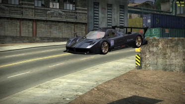 Pagani Zonda R Airborne
