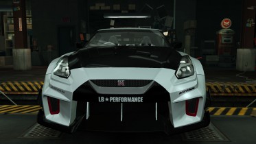 Nissan GT-R R35 Silhouette