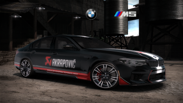 BMW M5 F90 (Akrapovic)