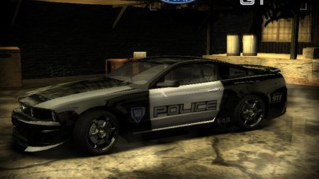 Transformers Barricade Vinyl for NFS Most Wanted MUSTANGGT Transformers Barricade Vinyl for NFS Most Wanted MUSTANGGT